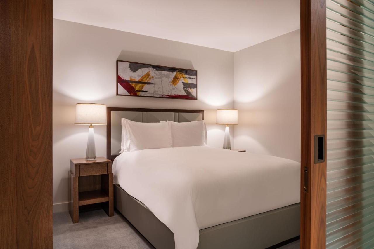 הונולולו The Ritz-Carlton Residences, Waikiki Beach Hotel מראה חיצוני תמונה