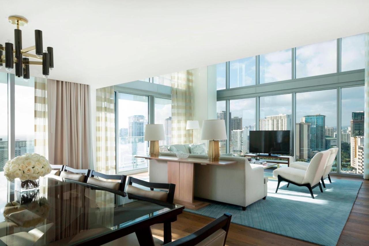 הונולולו The Ritz-Carlton Residences, Waikiki Beach Hotel מראה חיצוני תמונה