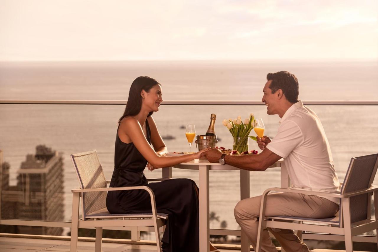 הונולולו The Ritz-Carlton Residences, Waikiki Beach Hotel מראה חיצוני תמונה