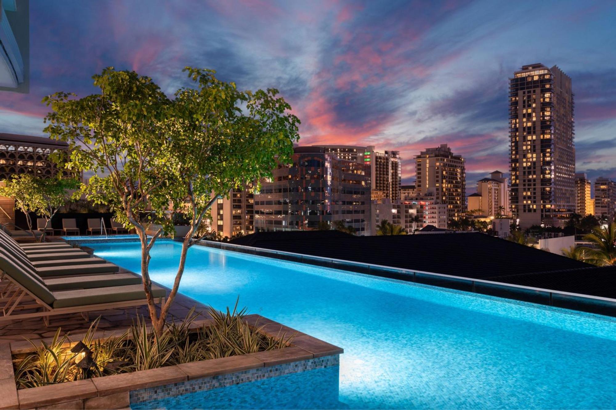 הונולולו The Ritz-Carlton Residences, Waikiki Beach Hotel מראה חיצוני תמונה