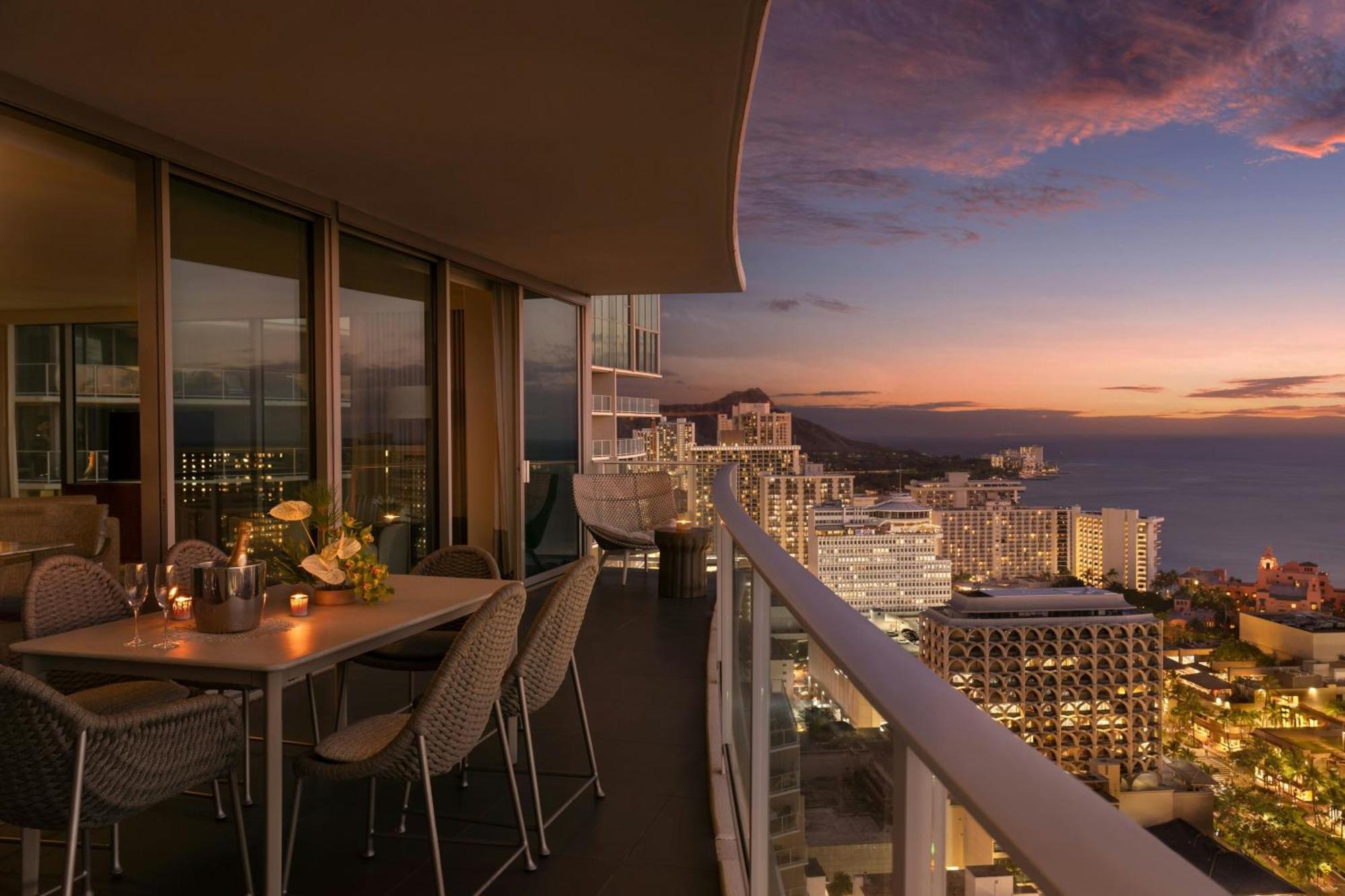 הונולולו The Ritz-Carlton Residences, Waikiki Beach Hotel מראה חיצוני תמונה