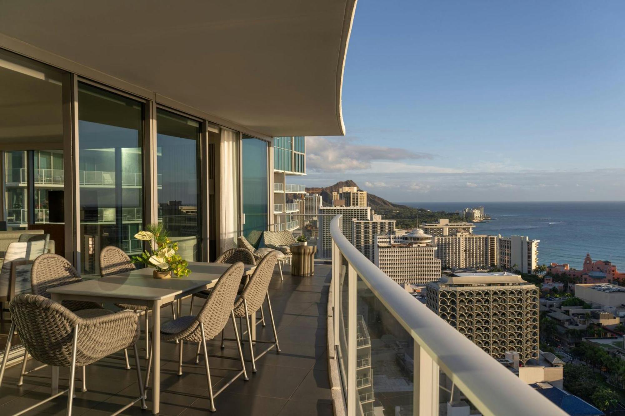 הונולולו The Ritz-Carlton Residences, Waikiki Beach Hotel מראה חיצוני תמונה