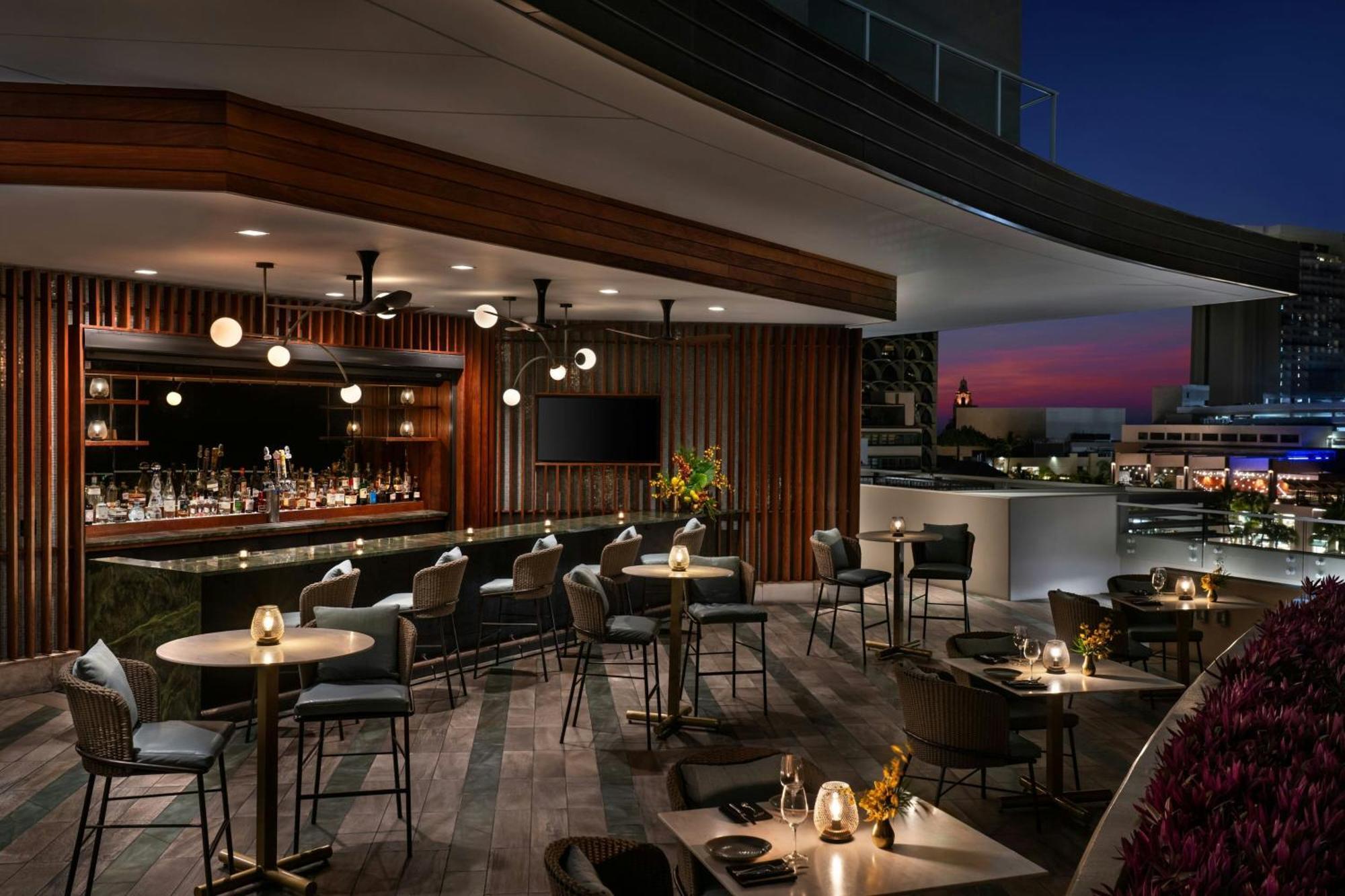 הונולולו The Ritz-Carlton Residences, Waikiki Beach Hotel מראה חיצוני תמונה